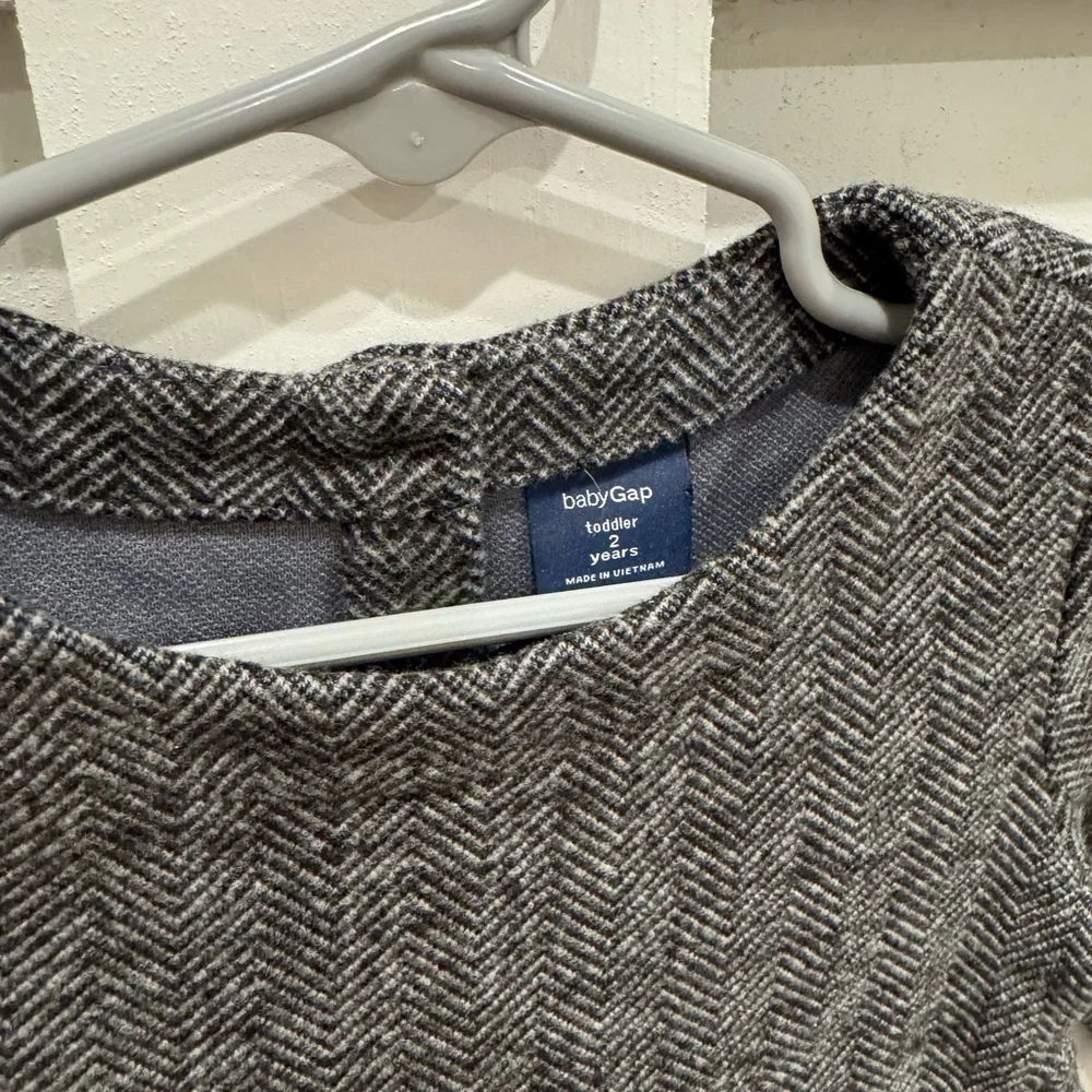 GAP Gray Herringbone Kids Dress - Picture 3 of 3
